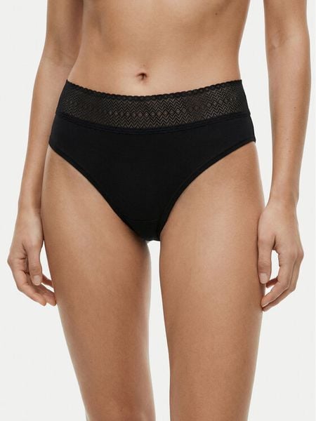 Ysabel Mora Stringi 19493 Czarny. Czarne stringi damskie ysabel mora, bez wzorów, z syntetyku. Za 59.99 zł.