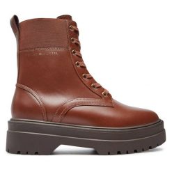 Trapery Tommy Hilfiger. Brązowe trapery damskie Tommy Hilfiger, bez obcasa. Za 399.99 zł.