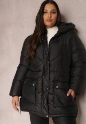 Czarna Kurtka Pikowana Sabrino. Czarne kurtki damskie Renee, plus size, bez wzorów. Za 199.99 zł.