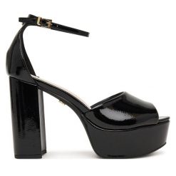 Sandały Buffalo. Czarne sandały damskie Buffalo, bez wzorów, bez obcasa, na słupku. Za 389.99 zł.