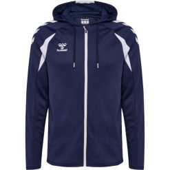 Bluza dresowa z kapturem Hummel Core 2.0. Niebieskie bluzy sportowe męskie HUMMEL, z dresówki. Za 299.50 zł.