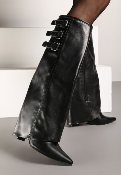 Czarne Kozaki na Słupku z Wywiniętą Cholewką Klamrami i Paskami Renniel. Czarne kozaki damskie Renee, z jeansu, bez obcasa, na obcasie. Za 169.99 zł.