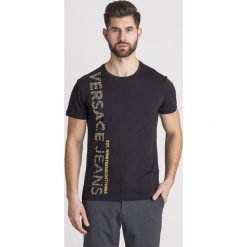 T-SHIRT Versace Jeans. Czarne t-shirty męskie Versace Jeans, l, z aplikacjami, z jeansu, bez kołnierzyka. Za 335.40 zł.