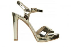 Sandały Bayla-187 281-7351 Gold 187084, Złoty, Skóra ekologiczna - 41. Żółte sandały damskie Bayla, bez wzorów, z lakierowanej skóry, bez obcasa, na obcasie. W wyprzedaży za 134.10 zł.