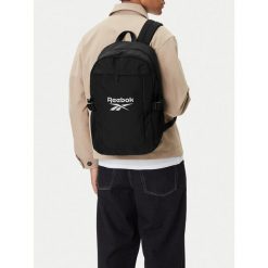 Plecak Reebok. Czarne plecaki damskie Reebok, bez wzorów, sportowe. Za 159.99 zł.