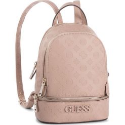 Plecak GUESS - Skye (SP) HWSP74 11320 LTE. Czerwone plecaki damskie Guess, z aplikacjami, ze skóry ekologicznej, eleganckie. Za 589.00 zł.