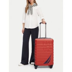 Walizka średnia Nautica. Czerwone walizki męskie Nautica, bez wzorów, średnie. Za 349.99 zł.