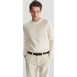 Sweter - Kremowy. Białe swetry klasyczne damskie Reserved, l, bez kołnierzyka. Za 99.99 zł.