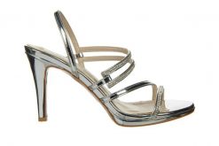 Sandały Bayla-187 587-1123 Silver 187117, Srebrny, Skóra ekologiczna - 38. Szare sandały damskie Bayla, bez wzorów, z lakierowanej skóry, bez obcasa. W wyprzedaży za 116.10 zł.