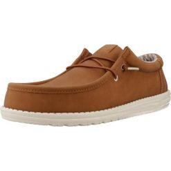 Tenisówki Hey Dude Model Wally Classic Kolor Brązowy. Brązowe trampki i tenisówki męskie Hey dude, bez wzorów, z materiału, bez zapięcia. Za 350.50 zł.
