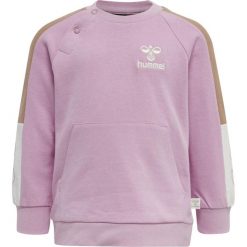 Bluza dla dziewczynki Hummel Anju. Czerwone bluzy bez kaptura damskie HUMMEL, z bawełny. Za 141.50 zł.