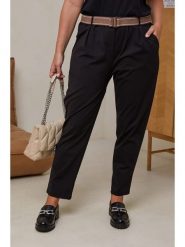 Curvy Lady Spodnie w kolorze czarnym rozmiar: 44/46. Czarne spodnie materiałowe damskie Curvy Lady, bez wzorów, z bawełny, klasyczne, z standardowym stanem. Za 131.12 zł.