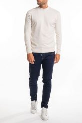 Takeshy Kurosawa Sweter | 83383 | Maglia Girocollo | Mężczyzna | Kremowy. Białe swetry męskie Takeshy Kurosawa, m, bez wzorów, z poliamidu, bez kołnierzyka. W wyprzedaży za 299.00 zł.