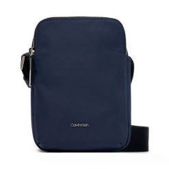 Saszetka Calvin Klein. Niebieskie saszetki męskie CALVIN KLEIN. Za 209.99 zł.