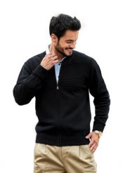 Czarny rozpinany sweter męski kardigan SL13 Lukas. Czarne kardigany męskie M. Lasota - polski producent, m, bez wzorów, z bawełny, casualowe, bez kołnierzyka. W wyprzedaży za 259.20 zł.