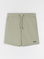 Bawełniane szorty - zielony. Zielone szorty męskie Sinsay, bez wzorów, z bawełny. Za 39.99 zł.