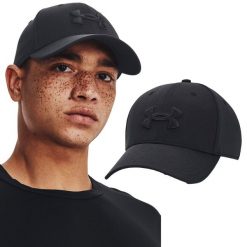 Czapka z daszkiem męska Under Armour Blitzing Adjustable Cap. Niebieskie czapki męskie Under Armour, bez wzorów, sportowe. Za 91.99 zł.