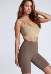 Guess Kombinezon W5GD72 KBAC2 Zielony Regular Fit. Zielone kombinezony damskie Guess, s, z aplikacjami, z syntetyku, bez kołnierzyka, bez ramiączek. Za 679.99 zł.