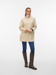 Vero Moda Sweter w kolorze beżowym rozmiar: XS. Brązowe golfy damskie Vero Moda, s, bez wzorów, z materiału, bez ramiączek. Za 69.58 zł.