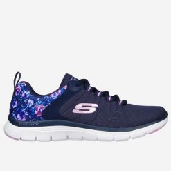 Buty sportowe damskie Skechers Flex Appeal 4.0. Buty sportowe na co dzień damskie Skechers, bez wzorów, trekkingowe, Skechers Sport. W wyprzedaży za 199.99 zł.