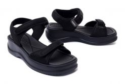 AZALEIA 18451 VERA THERAPY PAP AD 90142 black, sandały damskie. Czarne sandały damskie Azaleia, bez wzorów, bez obcasa. Za 167.92 zł.