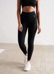 Damskie legginsy bezszwowe, prążkowane, wysoki stan, squat proof czarne. Czarne legginsy damskie Aim'n, m, bez wzorów, z dzianiny. Za 254.00 zł.