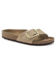 Birkenstock Skórzane klapki "Madrid Big Buckle" w kolorze beżowym rozmiar: 40. Brązowe klapki damskie Birkenstock, bez wzorów, z nubiku, bez obcasa. Za 439.24 zł.