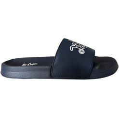 Klapki Lee Cooper LCW-24-42-2480LA niebieskie. Niebieskie klapki damskie bez wzorów, z syntetyku, bez obcasa. Za 128.57 zł.