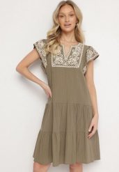 Zielona Sukienka z Haftami w Stylu Boho z Bawełny Evitel. Zielone sukienki damskie Born2be, na lato, l, z aplikacjami, z bawełny, boho, bez kołnierzyka, bez ramiączek, midi. W wyprzedaży za 111.99 zł.