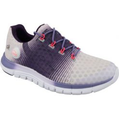 Buty treningowe Reebok ZPump Fusion W V66479. Fioletowe buty sportowe na co dzień damskie Reebok, bez wzorów. W wyprzedaży za 269.00 zł.