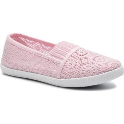Trampki NELLI BLU CSSB17-02. Czarne trampki i tenisówki dziewczęce Nelli Blu, bez wzorów, z materiału, bez zapięcia. Za 39.99 zł.