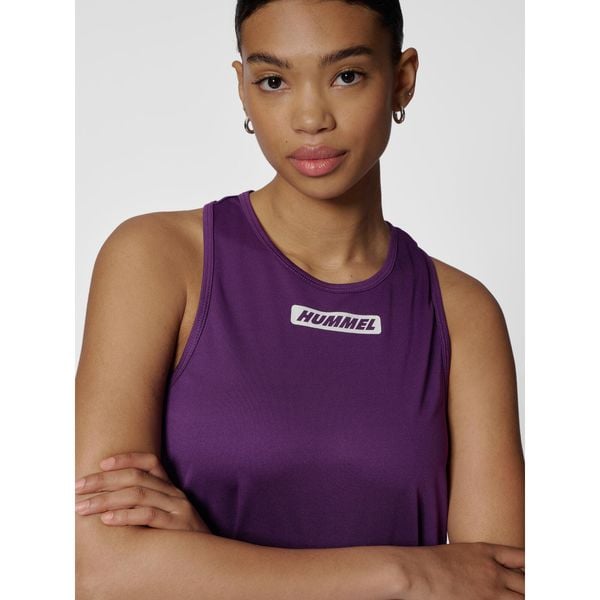 Damski tank top Hummel Te Tola. Fioletowe topy damskie HUMMEL, bez wzorów, z materiału, bez kołnierzyka. Za 113.50 zł.