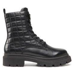 Trapery Lasocki. Czarne trapery damskie Lasocki, bez obcasa. Za 139.99 zł.
