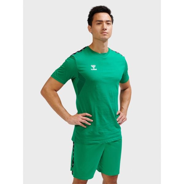 Koszulka Hummel Authentic. Zielone t-shirty sportowe męskie HUMMEL, bez ramiączek, do piłki nożnej. Za 164.50 zł.