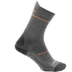 Skarpety outdoor ACT 500 merino. Skarpetki damskie SOLOGNAC, bez wzorów, z poliamidu. Za 34.99 zł.
