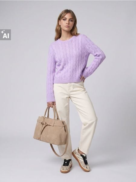 Sweter z wiskozą z ozdobnym splotem - fioletowy. Fioletowe swetry klasyczne damskie Sinsay, l, z wiskozy, bez kołnierzyka. Za 49.99 zł.