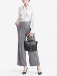 Lia Biassoni Skórzana torebka "Garlate" w kolorze czarnym - 28 x 21 x 10 cm rozmiar: onesize. Czarne torebki klasyczne damskie Lia Biassoni, bez wzorów, z materiału, bez dodatków. Za 347.99 zł.