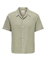 ONLY & SONS Koszula - Regular fit - w kolorze zielonym rozmiar: XL. Zielone koszule męskie Only & Sons, xl, bez wzorów, z bawełny, bez kołnierzyka, bez ramiączek. Za 88.02 zł.