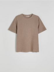 Strukturalny t-shirt relaxed fit - brązowy. Brązowe t-shirty męskie Reserved, l, bez wzorów, z bawełny, bez kołnierzyka. Za 79.99 zł.