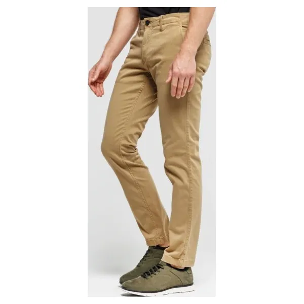 Timberland Spodnie Sargent Lake Ultrastretch Satin Chino , beżowy, rozmiar 30/32. Brązowe spodnie materiałowe męskie Timberland, bez wzorów, z bawełny. W wyprzedaży za 343.99 zł.