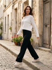 Spodnie wide leg z miękkiej dzianiny z domieszką wiskozy soft touch - czarny. Czarne spodnie materiałowe damskie Sinsay, bez wzorów, z dzianiny. Za 39.99 zł.