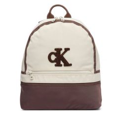 Plecak Calvin Klein Jeans. Brązowe plecaki damskie Calvin Klein Jeans, bez wzorów, z jeansu, sportowe. Za 299.99 zł.