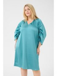 KAFFE curve Sukienka w kolorze turkusowym rozmiar: 52. Niebieskie sukienki damskie KAFFE curve, bez wzorów, z satyny, bez kołnierzyka, bez ramiączek, midi. Za 126.99 zł.
