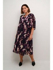 KAFFE curve Sukienka w kolorze fioletowo-białym rozmiar: 50. Różowe sukienki damskie KAFFE curve, bez wzorów, z tkaniny, bez kołnierzyka, bez ramiączek, midi. Za 152.99 zł.