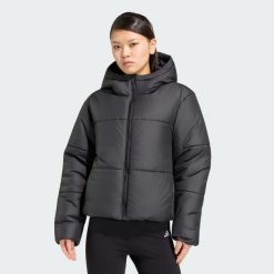 Puchowa ocieplana kurtka ESSENTIALS HIGHLOFT. Czarne kurtki damskie Adidas, xs, bez wzorów, z materiału, bez kaptura. Za 479.00 zł.