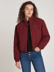 TOMMY JEANS Kurtka przejściowa w kolorze bordowym rozmiar: L. Czerwone kurtki damskie Tommy Jeans, l, bez wzorów, z jeansu, bez kaptura. Za 368.96 zł.