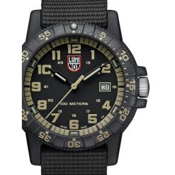 Zegarek damski Cerruti XS.0333, Quartz, 34mm, 3ATM. Czarne, analogowe zegarki damskie Luminox, plastikowe. Za 1,448.95 zł.