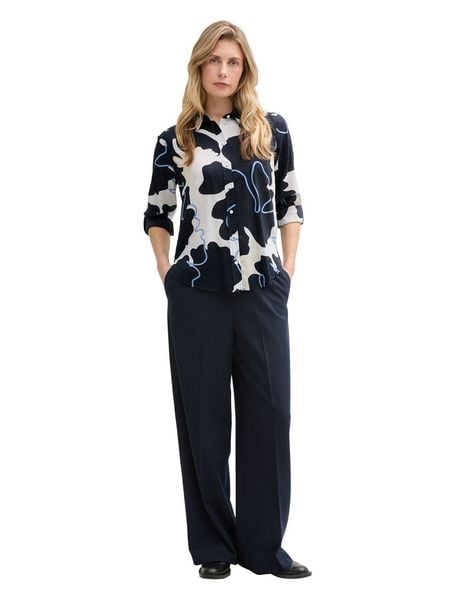 Tom Tailor Bluzka w kolorze biało-granatowym rozmiar: 46. Białe bluzki damskie Tom Tailor, bez wzorów, bez kołnierzyka, bez ramiączek. Za 87.40 zł.