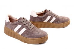 Filippo DP6776/26 TP taupe, półbuty damskie. Brązowe półbuty damskie Filippo, bez wzorów, ze skóry, bez obcasa, na platformie. Za 219.90 zł.