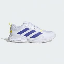 Buty Court Team Bounce 2.0. Białe buty sportowe na co dzień damskie Adidas, bez wzorów, trekkingowe. Za 399.00 zł.